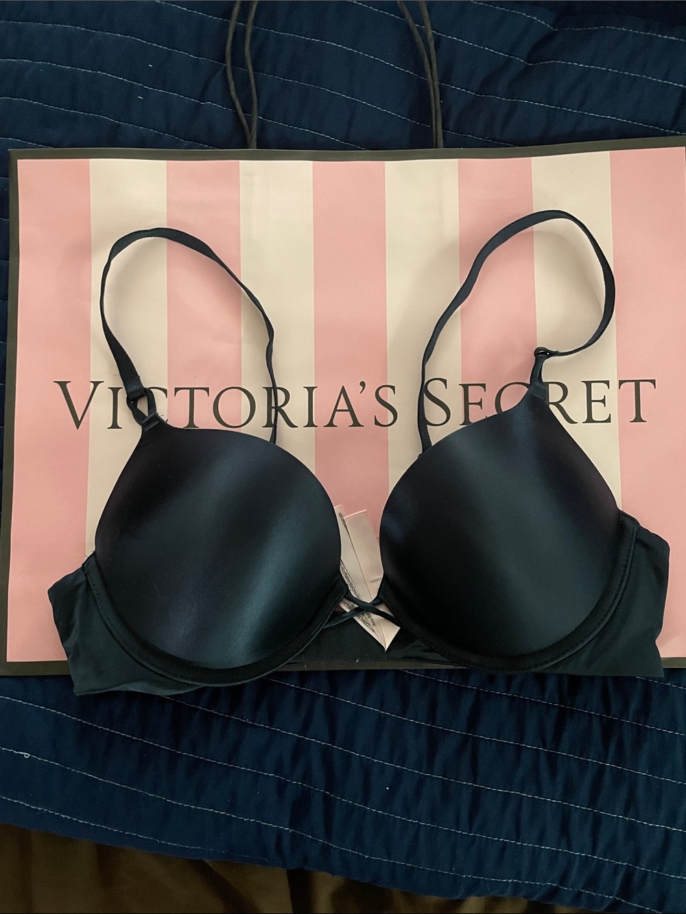 Victoria's Secret Navy Blue Bombshell Bra - Smooth Support